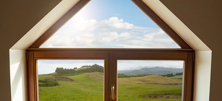 Trapezoid Window Maintenance in Sunnyvale, CA